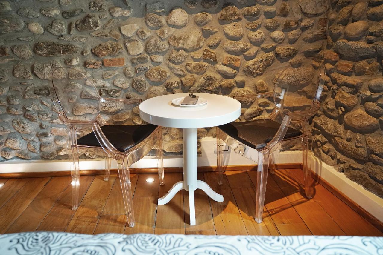 Il Portico - 1711 Luxury Guest House Arlate Kültér fotó